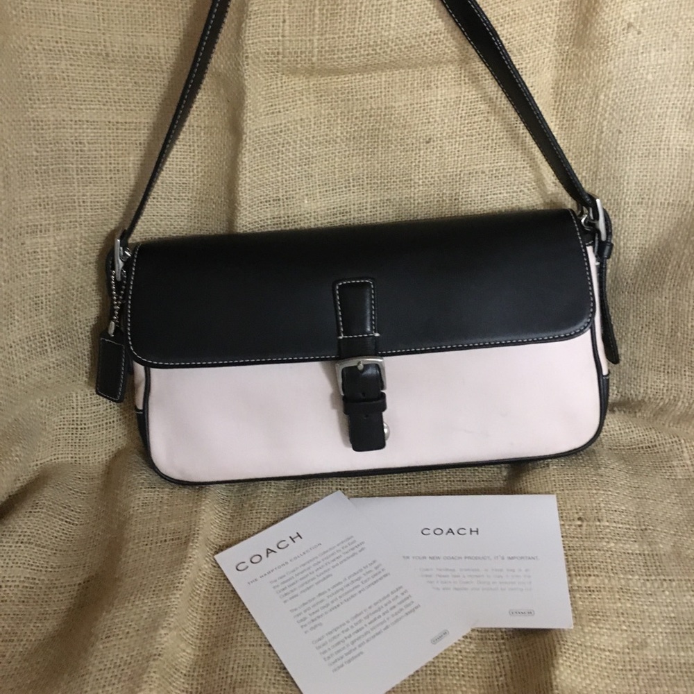 Extremely clean Coach Hampton baguette pink bag